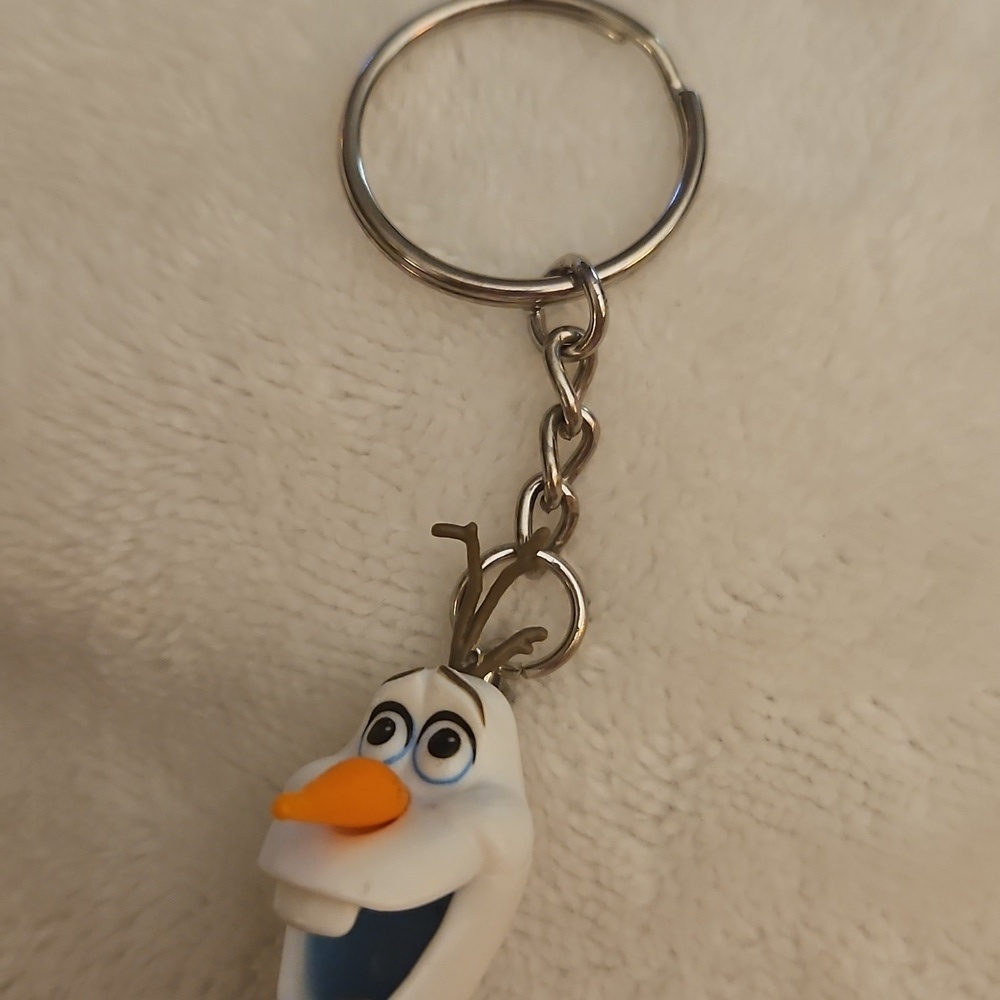 3/$30 DISNEY Frozen Olaf Character Keychain - Picture 3 of 6